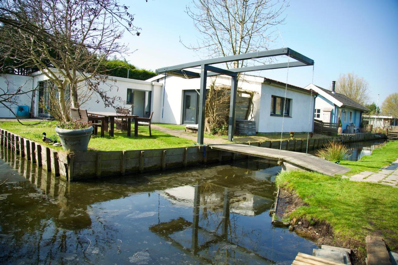 Bungalow Haarlem Amsterdam With Jacuzzi Vijfhuizen Exterior foto